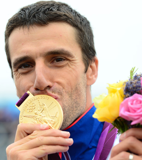 Эстанге Тони